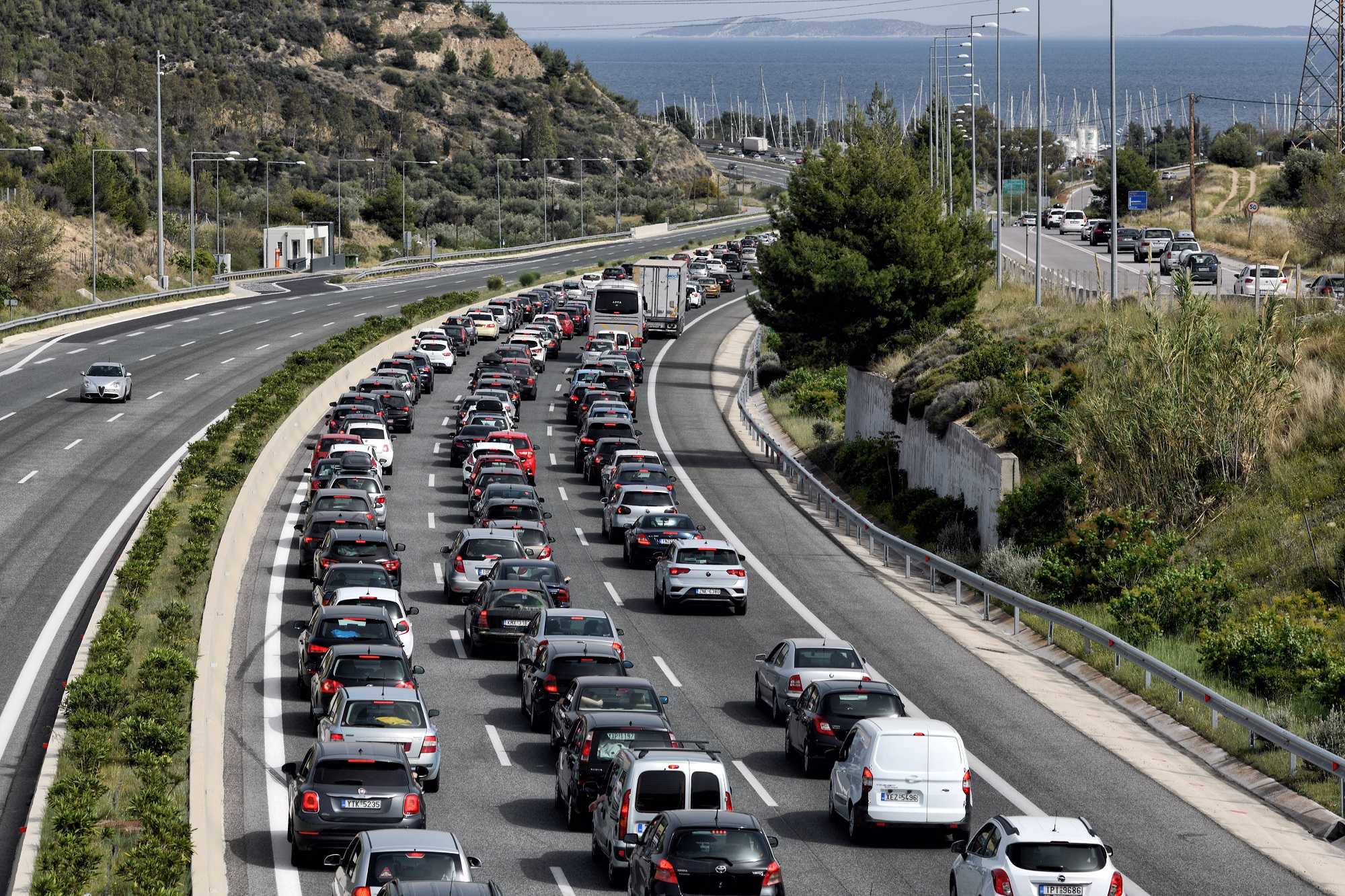 Ξεκίνησε η εξόρμηση των εκδρομέων για την 28η Οκτωβρίου