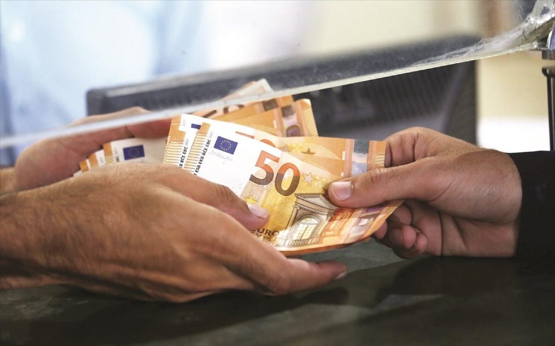 Αναδρομικά: Δεν αλλάζει κάτι μετά την απόφαση του Ανώτατου Ειδικού Δικαστηρίου