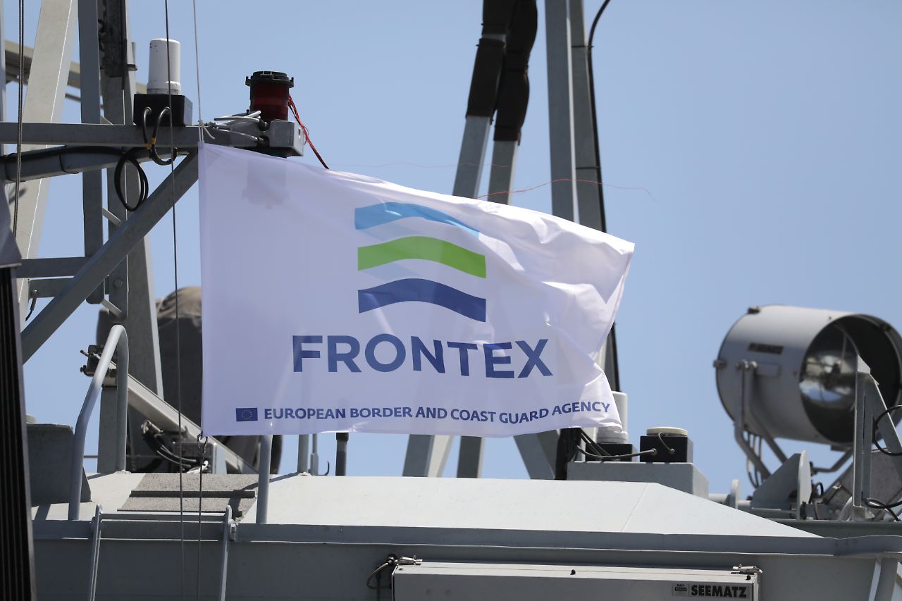 Frontex: Ο αριθμός των παράτυπων