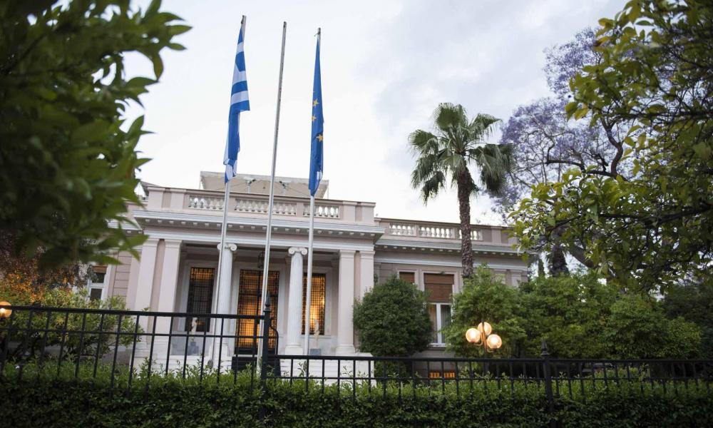 Το «μπούμερανγκ» που χτύπησε το Μαξίμου