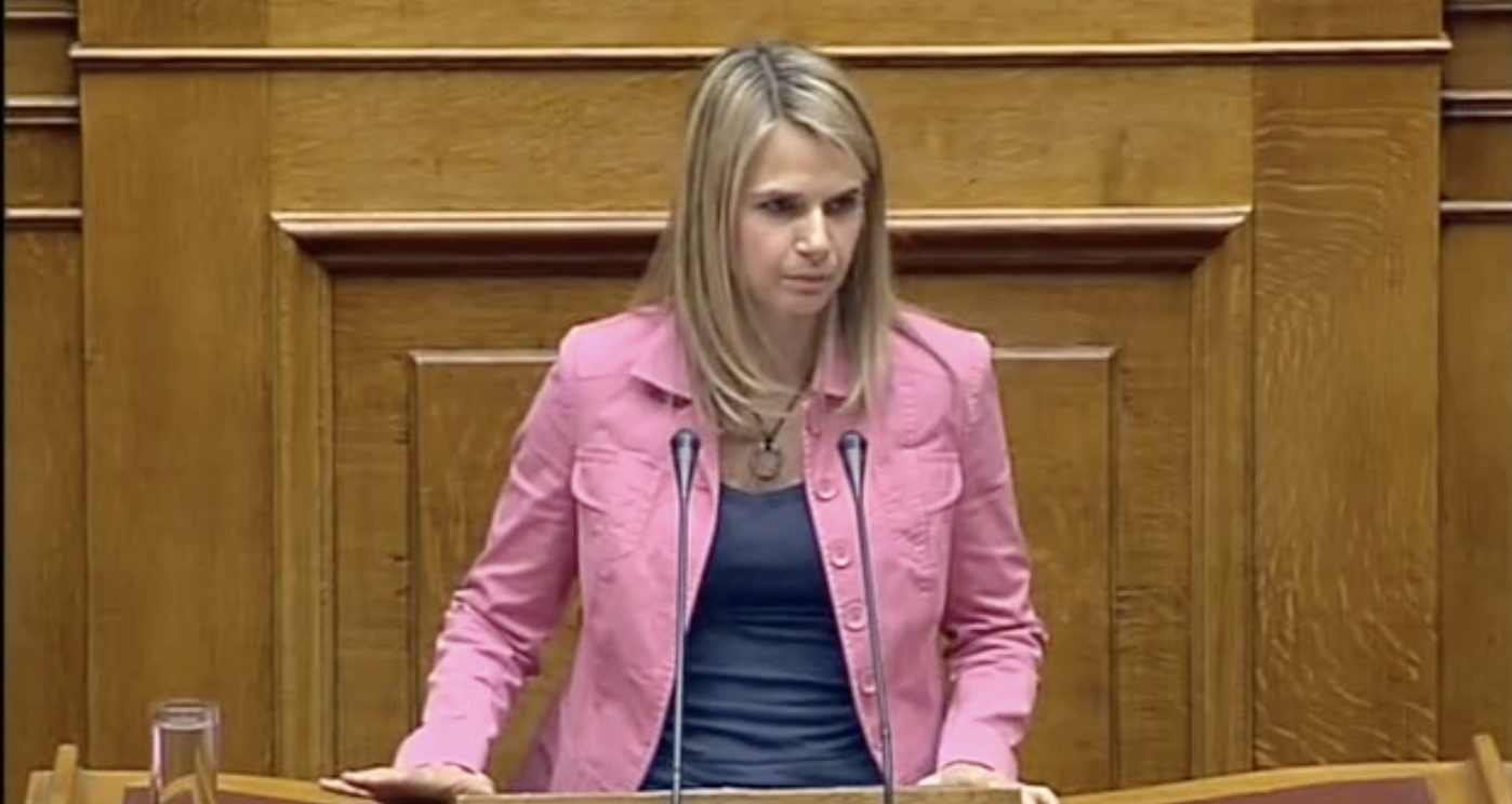 Μιλ. Αποστολάκη για τα Τέμπη: «Διπλό έγκλημα» από την κυβέρνηση και τον πρωθυπουργό