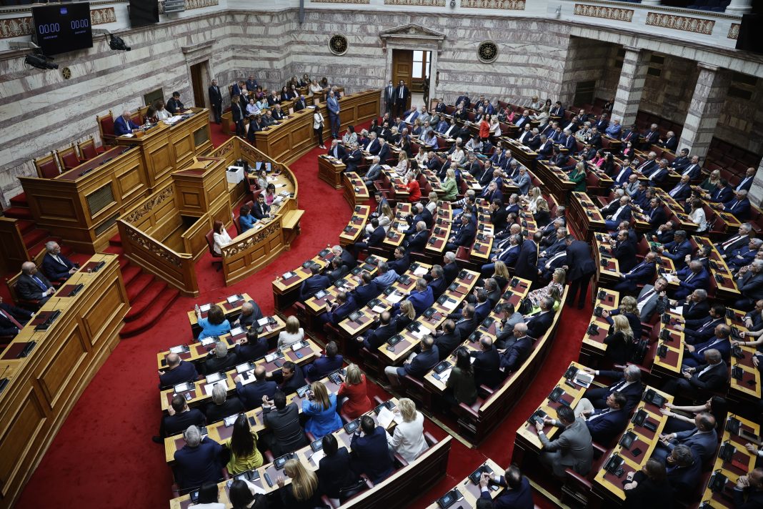 Ποια είναι η νέα εικόνα της Βουλής μετά τις νέες ανεξαρτητοποιήσεις