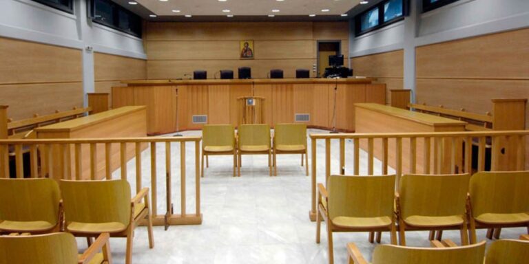 Ενοχή της Ρένας Δούρου και άλλων υπευθύνων προτείνει η εισαγγελέας του δευτεροβάθμιου δικαστηρίου για την πυρκαγιά στο Μάτι