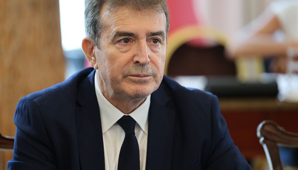 Χρυσοχοΐδης: Να σεβαστούμε τον κώδικα οδικής κυκλοφορίας και την ανθρώπινη ζωή»