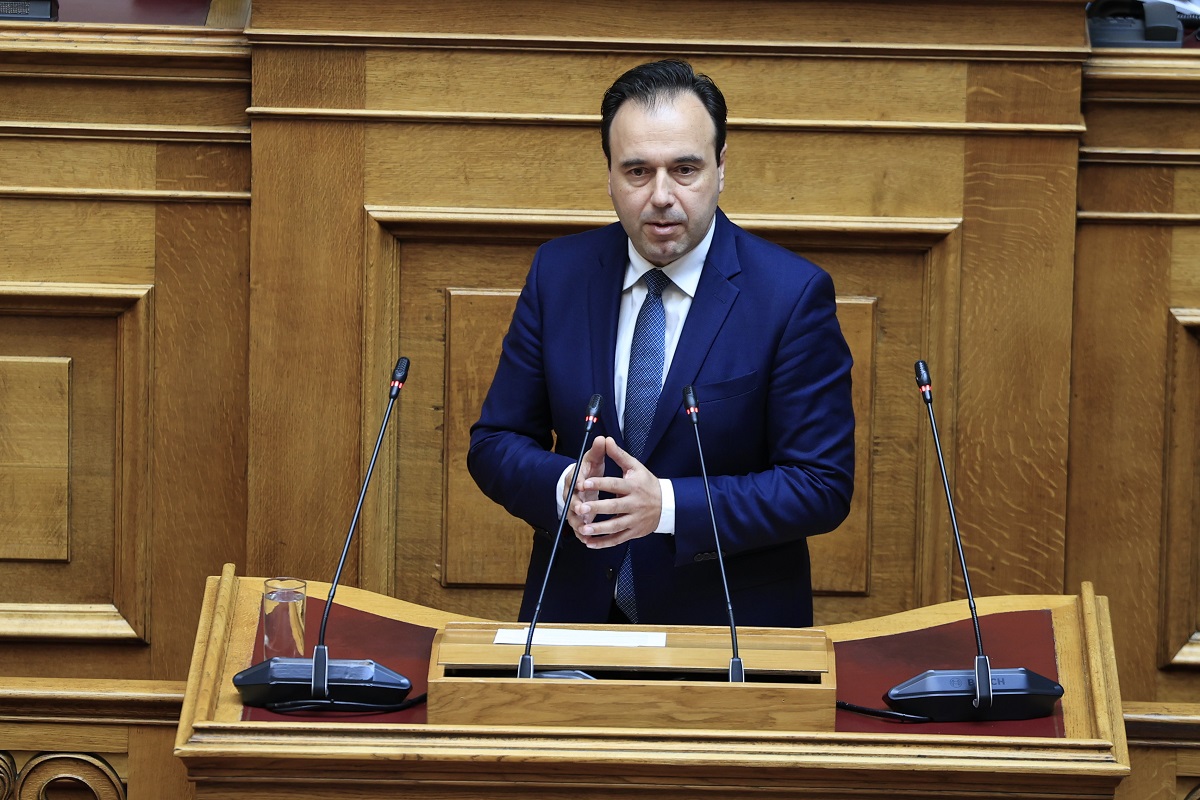Δ. Παπαστεργίου: «Υποστηρίζουμε τη δημιουργία ενός ευρωπαϊκού σμήνους δορυφόρων»