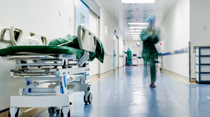 Πανελλαδική απεργιακή κινητοποίηση γιατρών και νοσηλευτών στα δημόσια νοσοκομεία