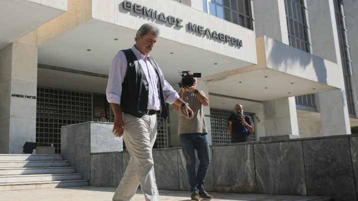 Η βουλή «προχωράει» στην άρση ασυλίας της ασυλία του Π. Πολάκη