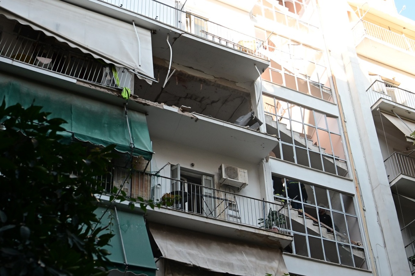 Έκρηξη στους Αμπελόκηπους: Η ΕΛ.ΑΣ συνεχίζει την έρευνα