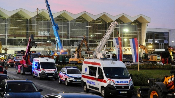 Οργή στην Σερβία για τον θάνατο 14 ανθρώπων σε σιδηροδρομικό σταθμό στο Νόβι Σαντ