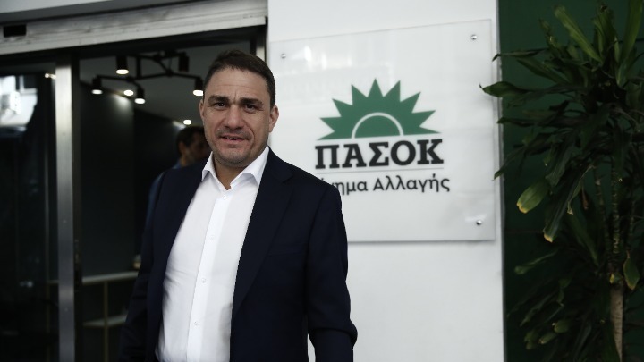 κωστας τσουκαλας