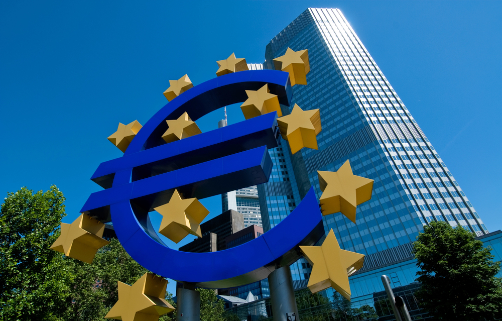 ΕΚΤ: Το βασικό επιτόκιο πέφτει ξανά – Πέμπτη μείωση κατά 25 μονάδες βάσης