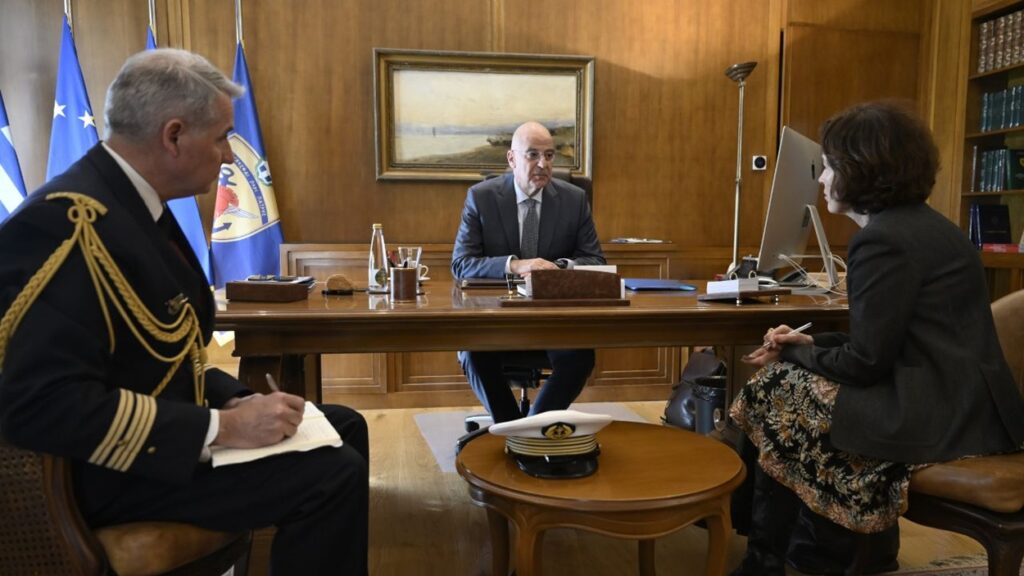 Ν. Δένδιας: Εξηγήσεις από την πρέσβη της Γαλλίας για την πώληση πυραύλων METEOR στην Τουρκία