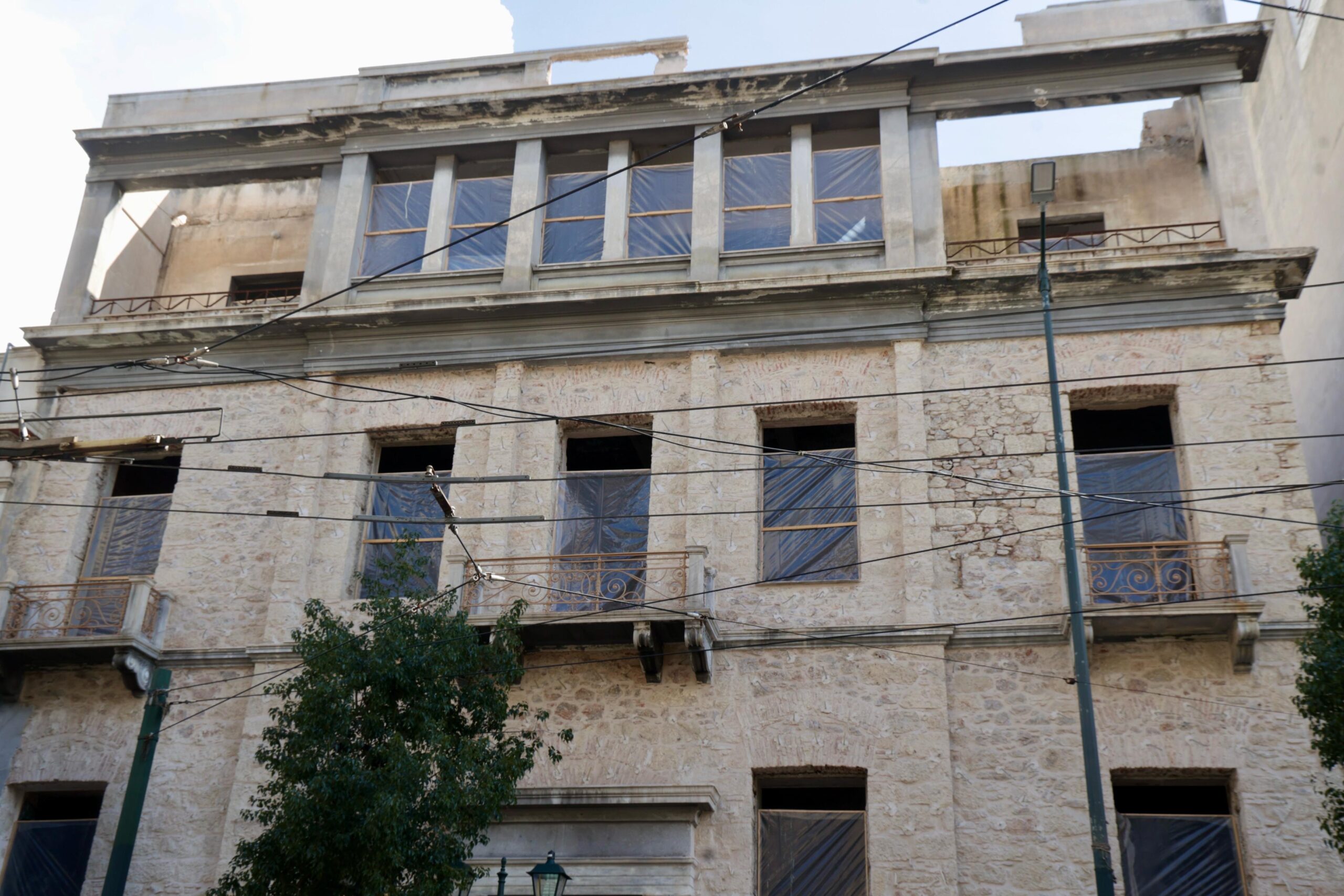 Ν. Χαρδαλιάς: Αποκαθίσταται το ιστορικό κτήριο στην οδό Φιλελλήνων 23