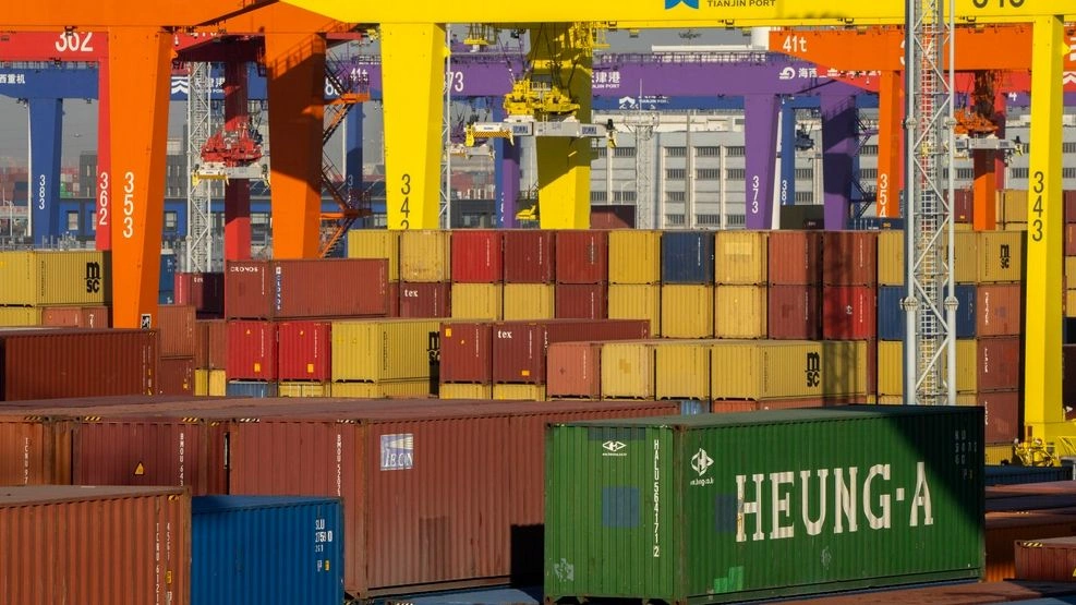 Κίνα: Ανακοινώνει δασμούς 15% σε προϊόντα των ΗΠΑ