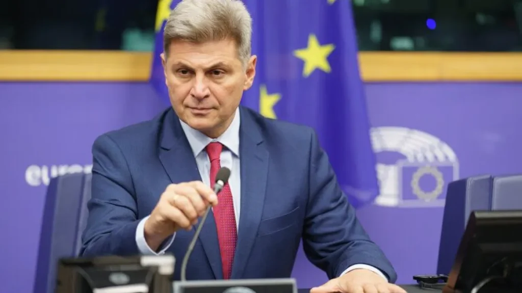 Ανάρτηση-απάντηση Ν. Φαραντούρη, ευρωβουλευτή ΠΑΣΟΚ-Κίνημα Αλλαγής στα δημοσιεύματα για την απόσπαση της συζύγου του στη ΜΕΑ