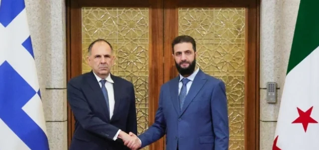 Η Ε.Ε. αναστέλλει προσωρινά τις κυρώσεις στη Συρία: Όροι από Ελλάδα και Κύπρο