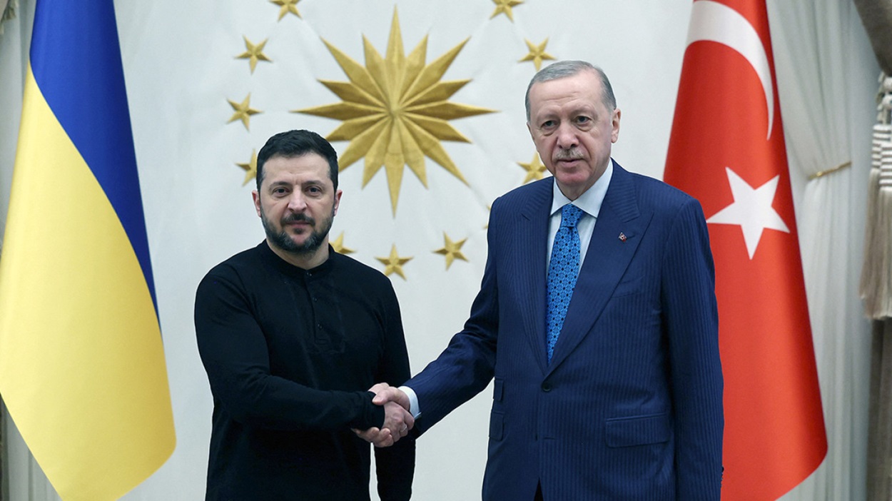 Τ. Ερντογάν: Αδιαμφισβήτητη η εδαφική ακεραιότητα - Β. Ζελένσκι: Καμία διαπραγμάτευση πίσω από την πλάτη μας