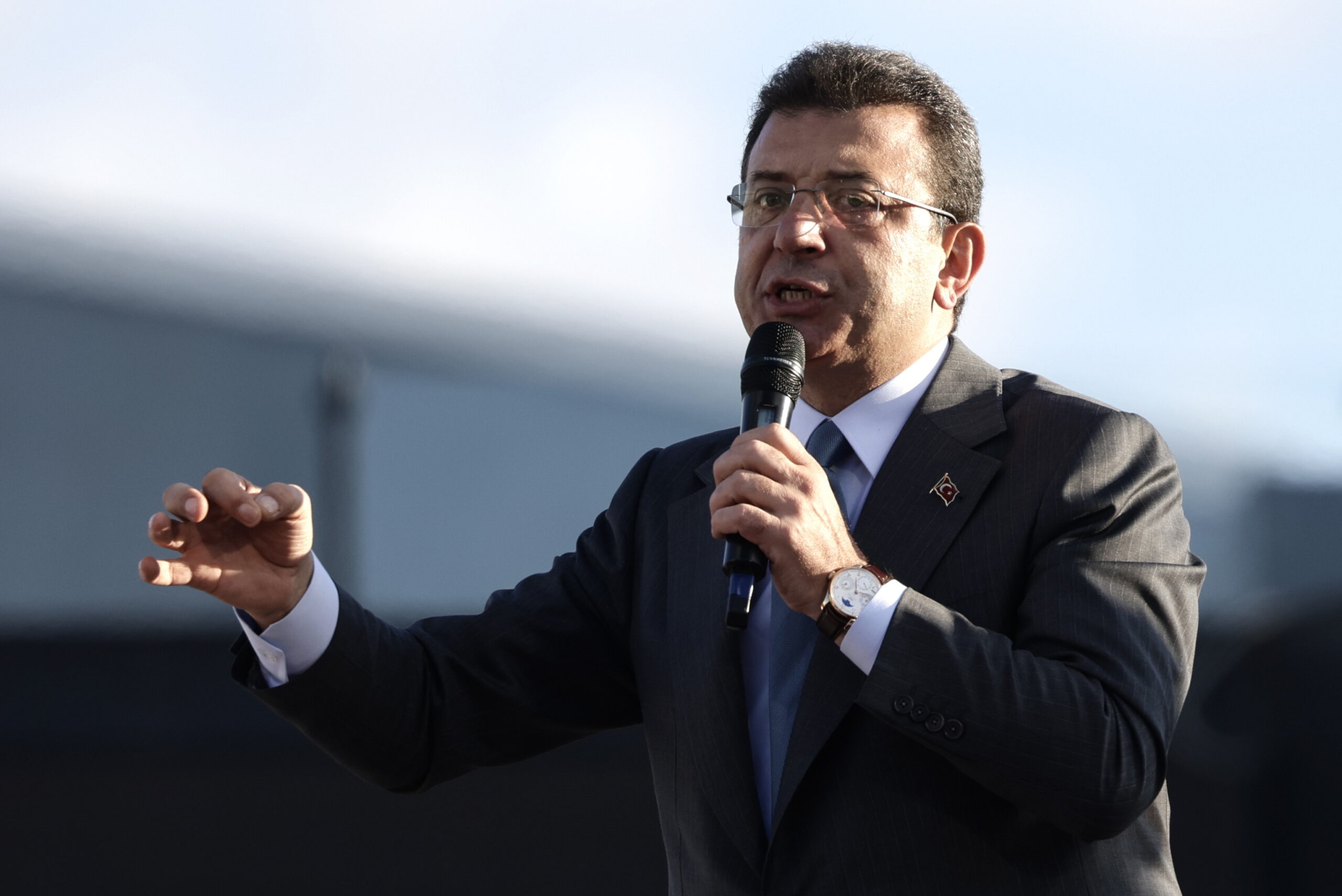 Πολιτική θύελλα στην Τουρκία - Σύλληψη του Δημάρχου Κωνσταντινούπολης Εκρέμ Ιμάμογλου και 100 Ατόμων
