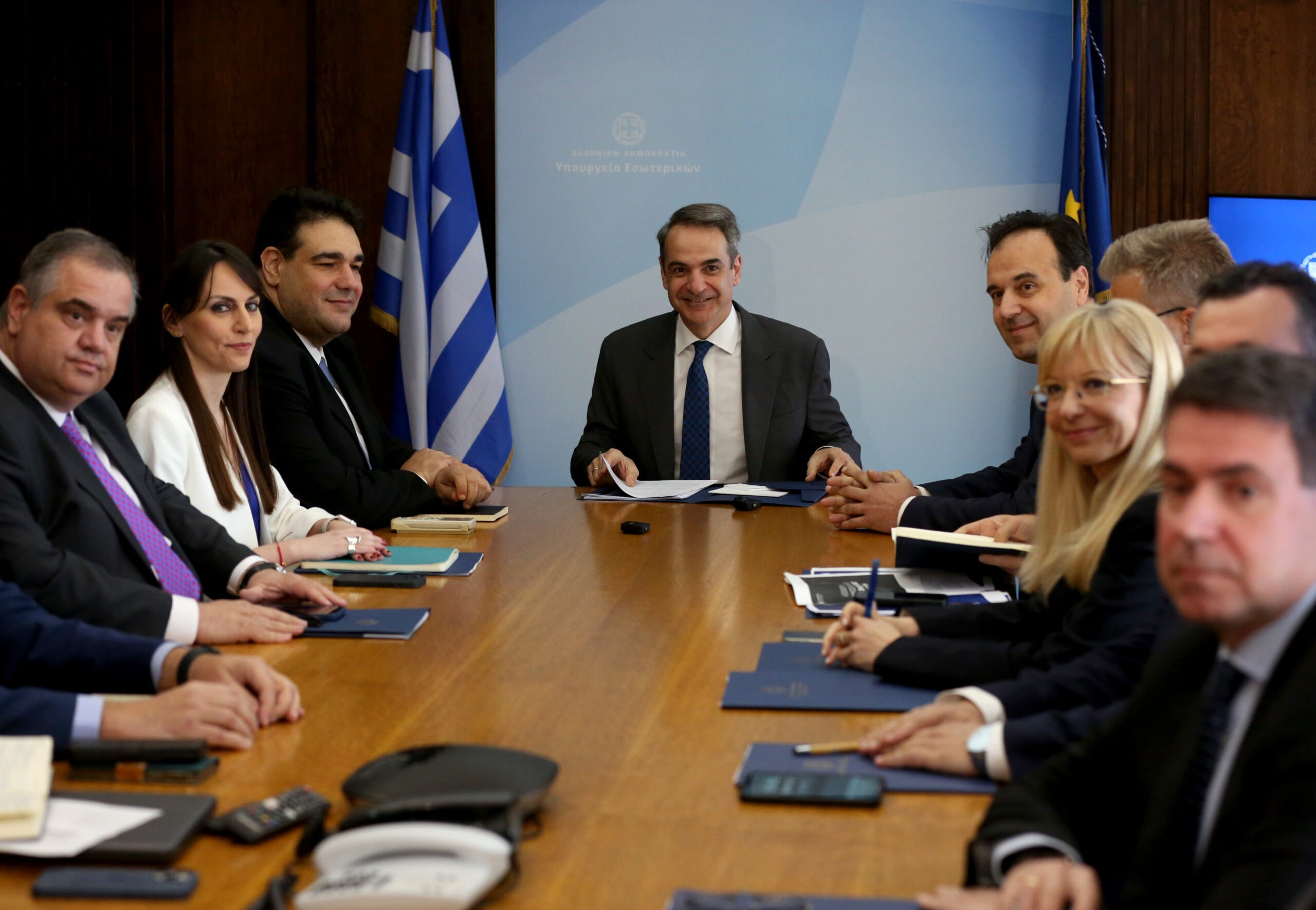 Κυβέρνηση: Η μεταρρύθμιση του Δημοσίου αποτελεί προτεραιότητα