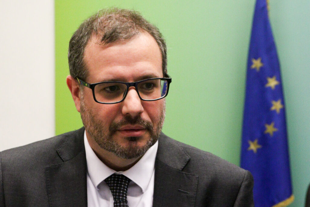 Επιμένει ο ΣΥΡΙΖΑ στην απομάκρυνση από την κυβέρνηση του νέου υφυπουργού Ενέργειας Νίκου Τσάφου 