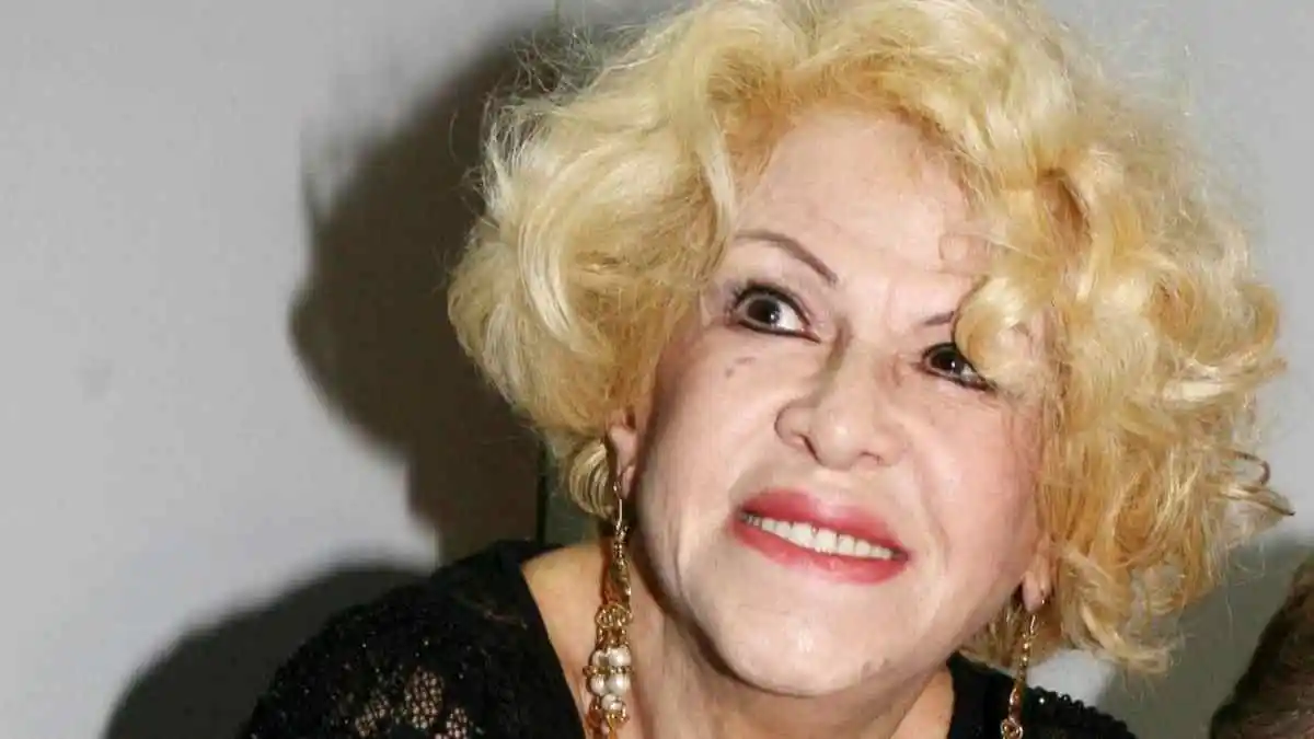 Καίτη Γκρέυ: Σφραγίστηκε το σπίτι της με απόφαση δικαστηρίου-Τι λέει ο γιος της για αντικείμενα αξίας