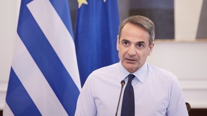 Όχι σε «εποχές Τσοβόλα» από το Μαξίμου - Στο Υπουργείο Εργασίας ο Μητσοτάκης